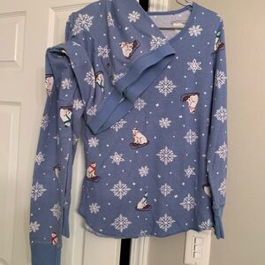 🫶🏼 NWOT Blue Snowflake and Polar Bear Pajama Set womens sz Medium pj set winter